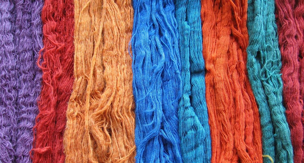 wool-skeins-bluesign-materialien-stoff-textilien